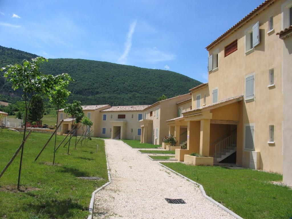 Hameau Des Sources Aparthotel Montbrun-les-Bains Exterior foto