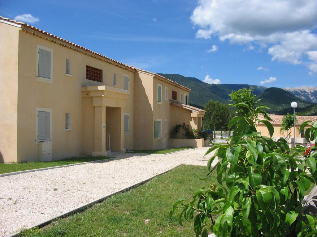 Hameau Des Sources Aparthotel Montbrun-les-Bains Exterior foto